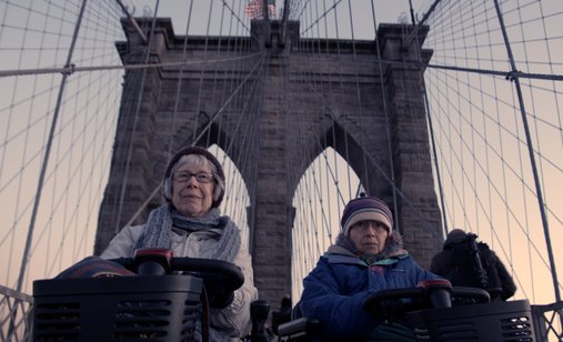 Two_raging_grannies_00