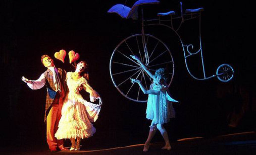 Black_light_theatre_jiri_srnec_1